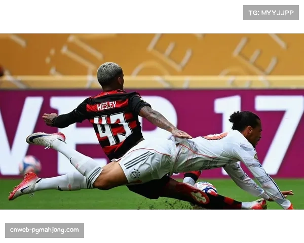 拜仁慕尼黑公布欧冠四分之一决赛次回合大名单，德里赫特伤愈归队